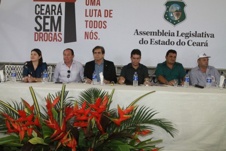 Campanha Ceará sem Drogas mobiliza a cidade de Acaraú